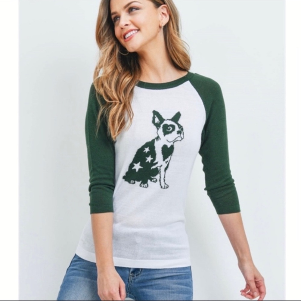 Private Label Green and White Raglan Top